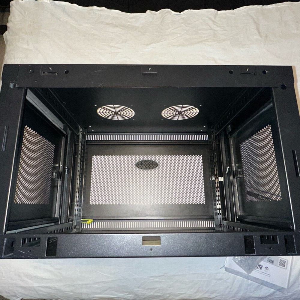 Tripp Lite SmartRack 6U Server Rack SRW6U, Wall-Mount, Vented, 200lb, Locking