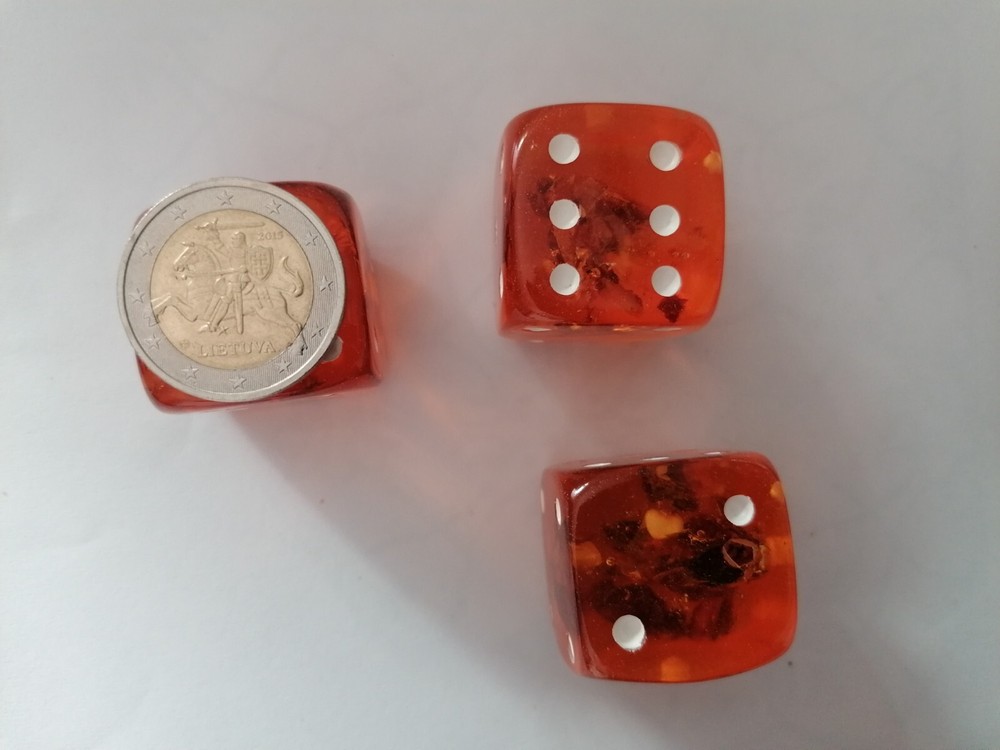 3 HANDMADE BALTIC AMBER Dice