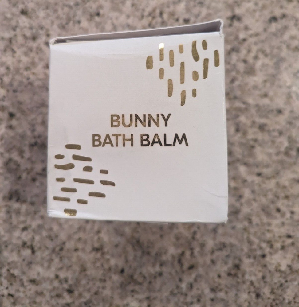BLUE BUNNY BOXED BATH BOMB by musee