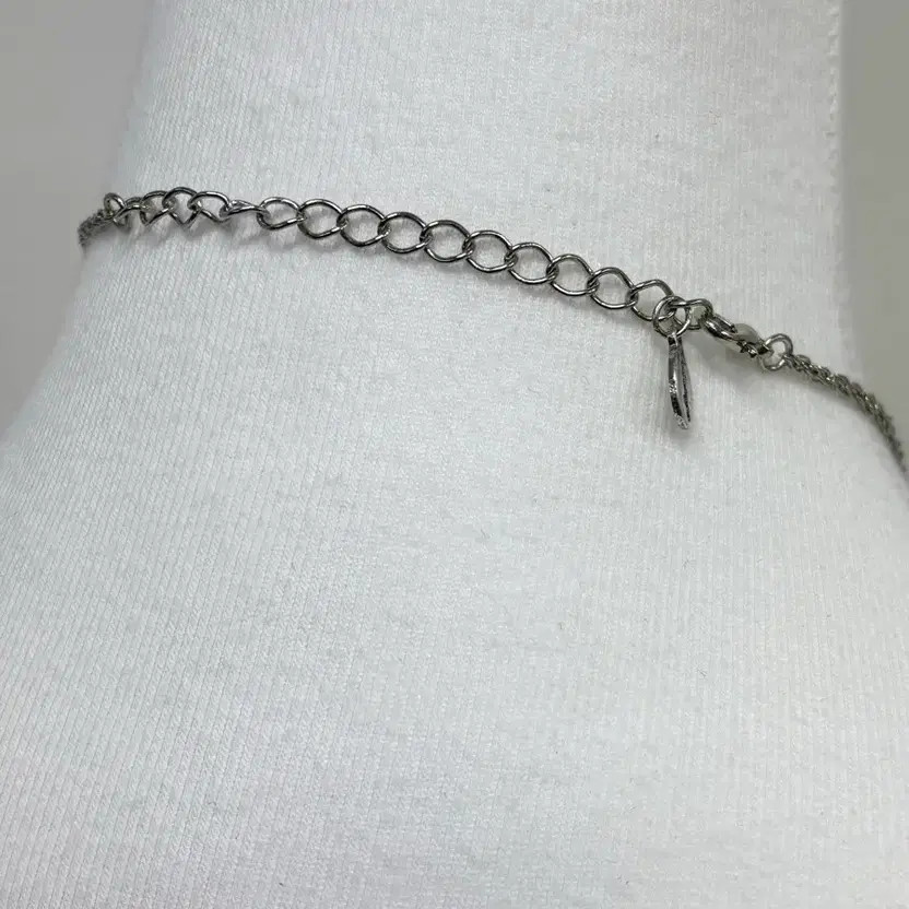 Vintage Silver Flower Necklace
