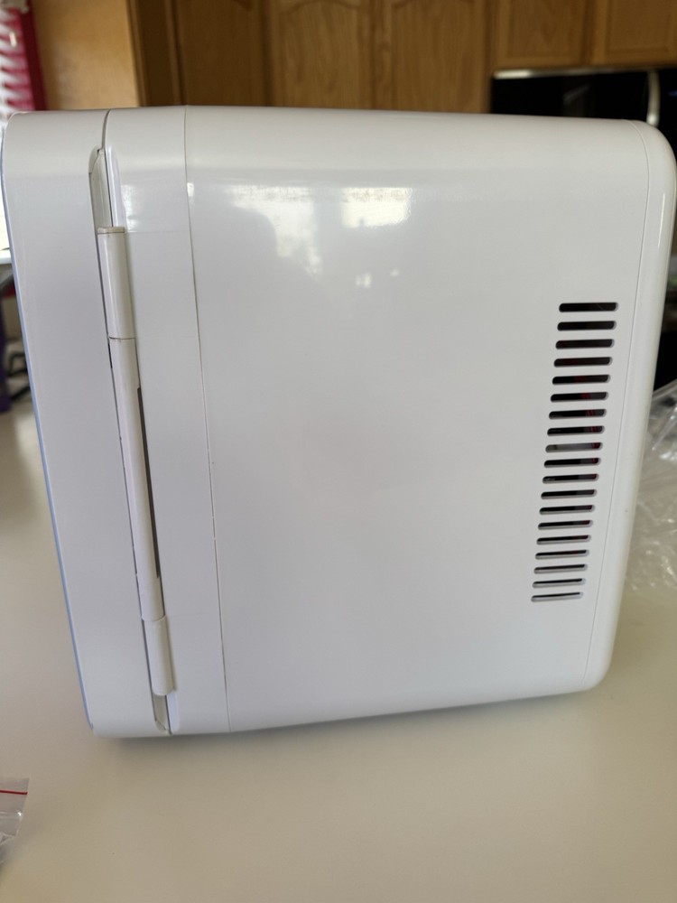 Msake Portable Mini Refrigerator