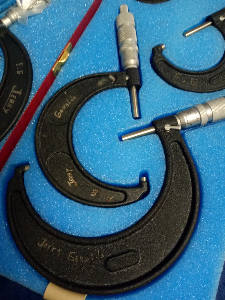 Central Tool Company Micrometer 11 Piece Set Red Case