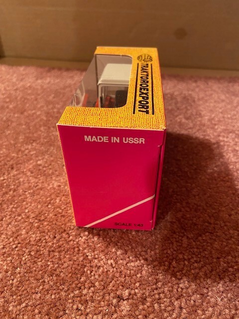 Soviet Russia Belarus Cab Tractor Original in display style box 1/43