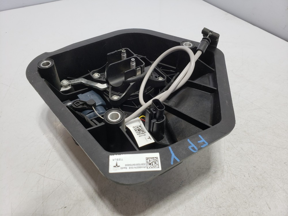 ✅ 2017-2023 OEM Tesla Model Y 3 Charging Port Inlet Socket Control Module