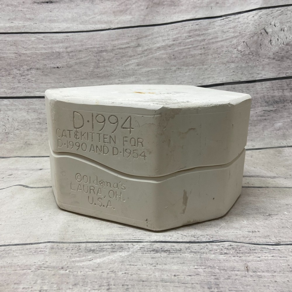 Vintage Dona’s Molds Ceramic Casting Mold Cat & Kitten #D-1994