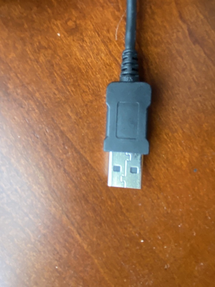 NEW Genuine TomTom GO 710 910 Home USB Dock Mount