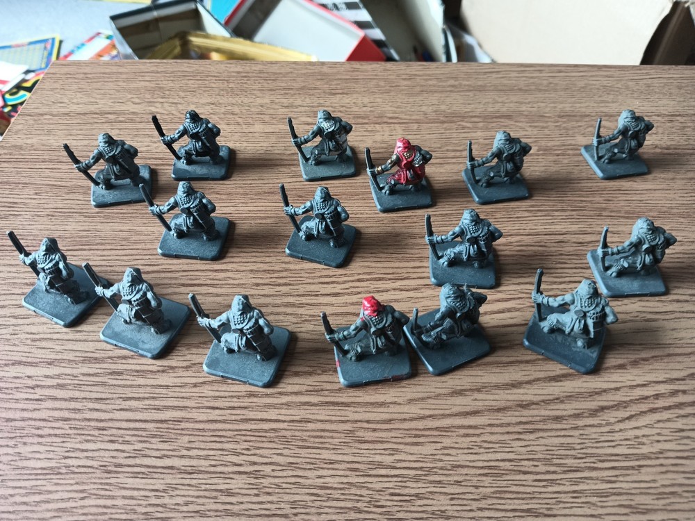 16 Plastic Orc Bowman Models 1980s