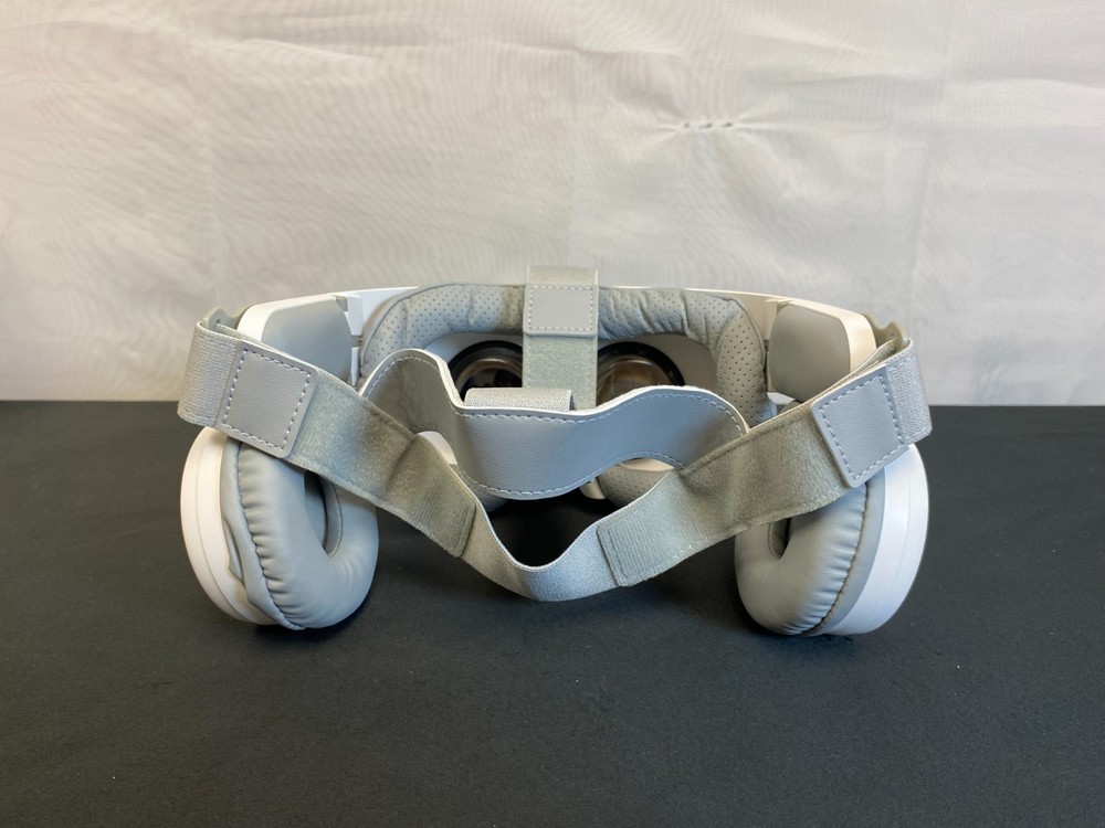 Bobovr Z6 White Foldable Wireless Bluetooth Virtual Reality Headset