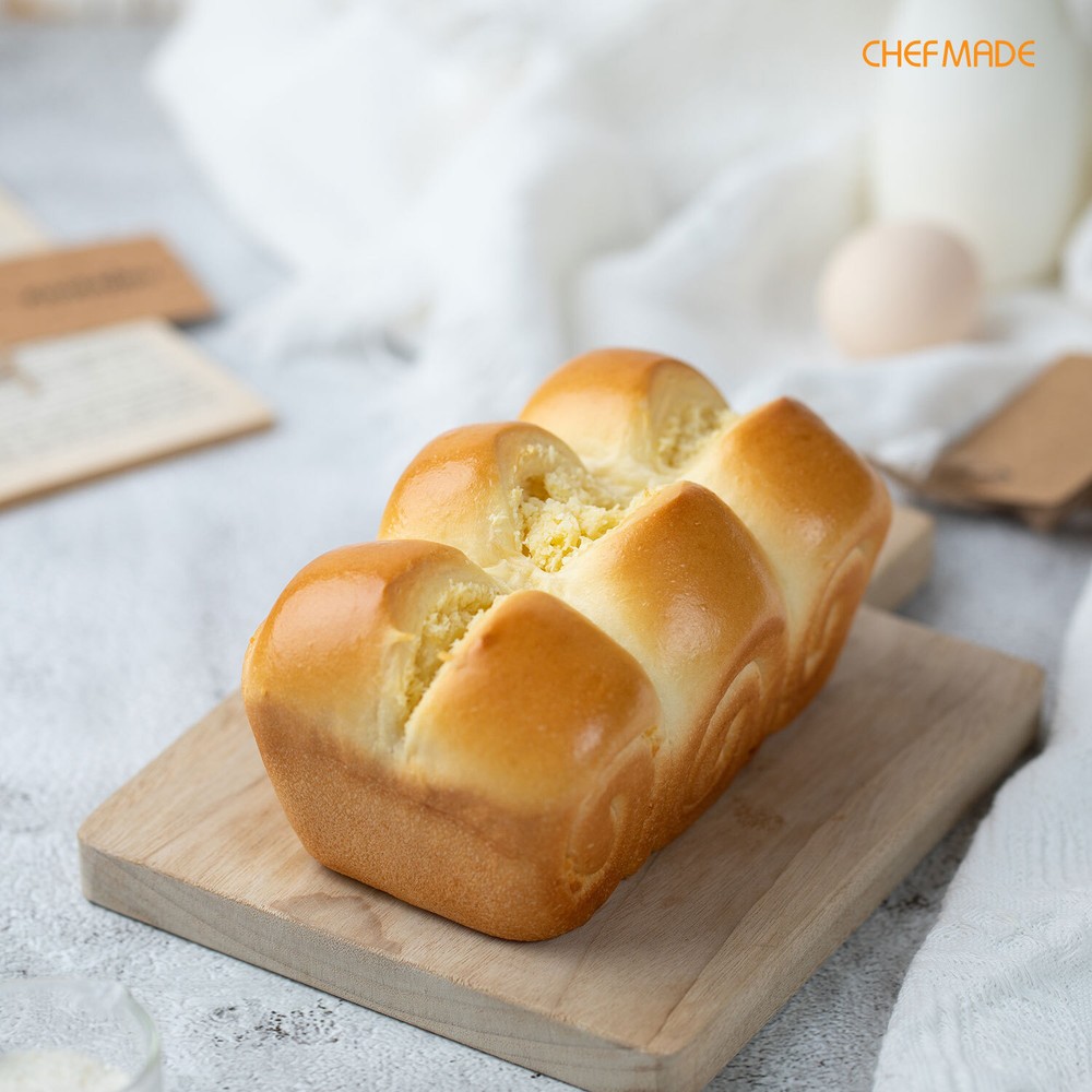 CHEFMADE 2LB Rectangle Loaf Pan, Non-Stick Bakeware for Oven Baking