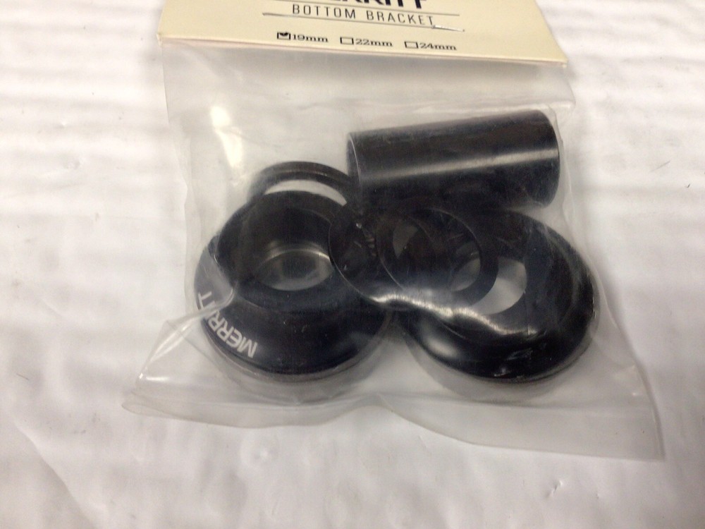 Merritt Mid Bottom Bracket 19mm Black