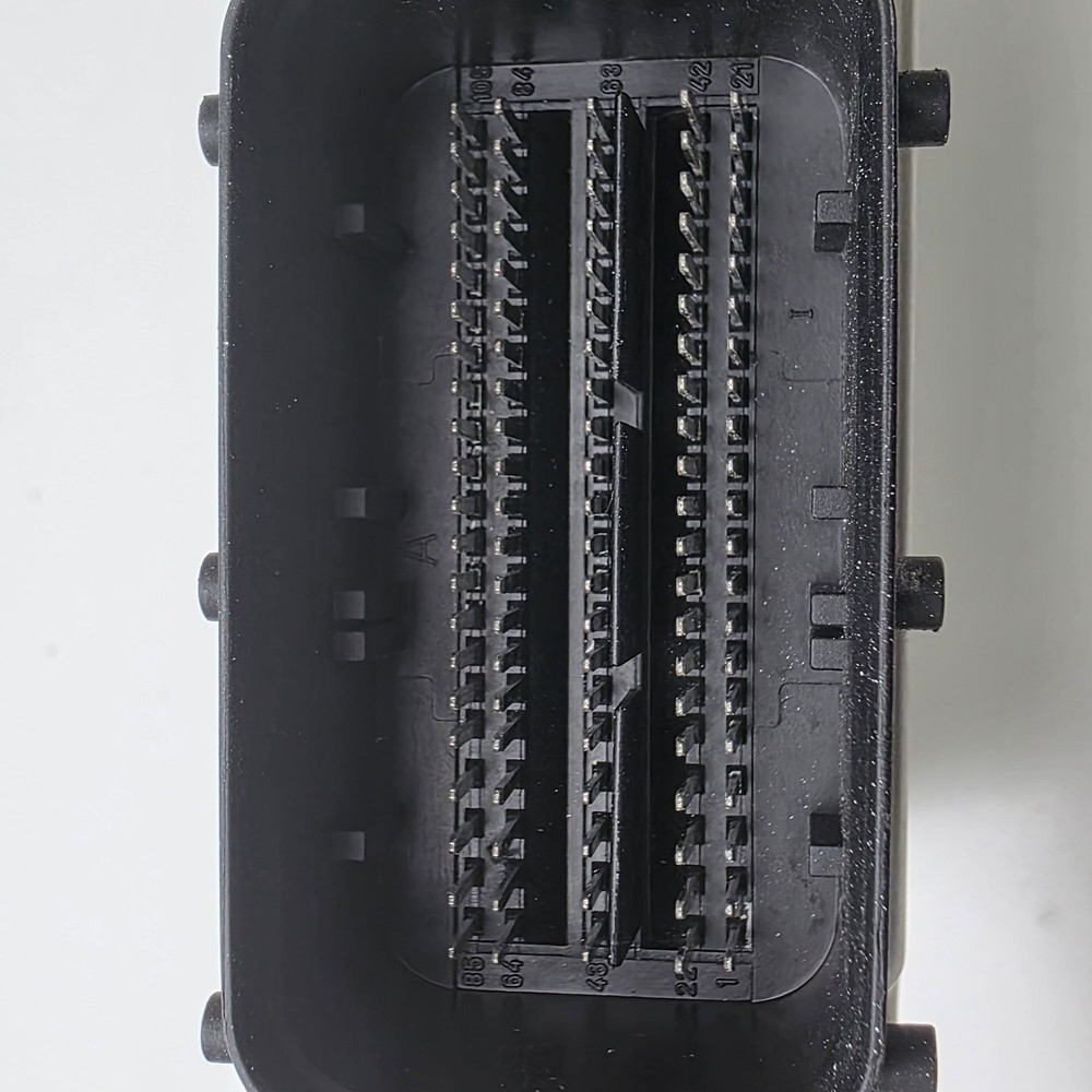 2014-2017 Maserati Ghibli Engine Control Module ECU 670007174B