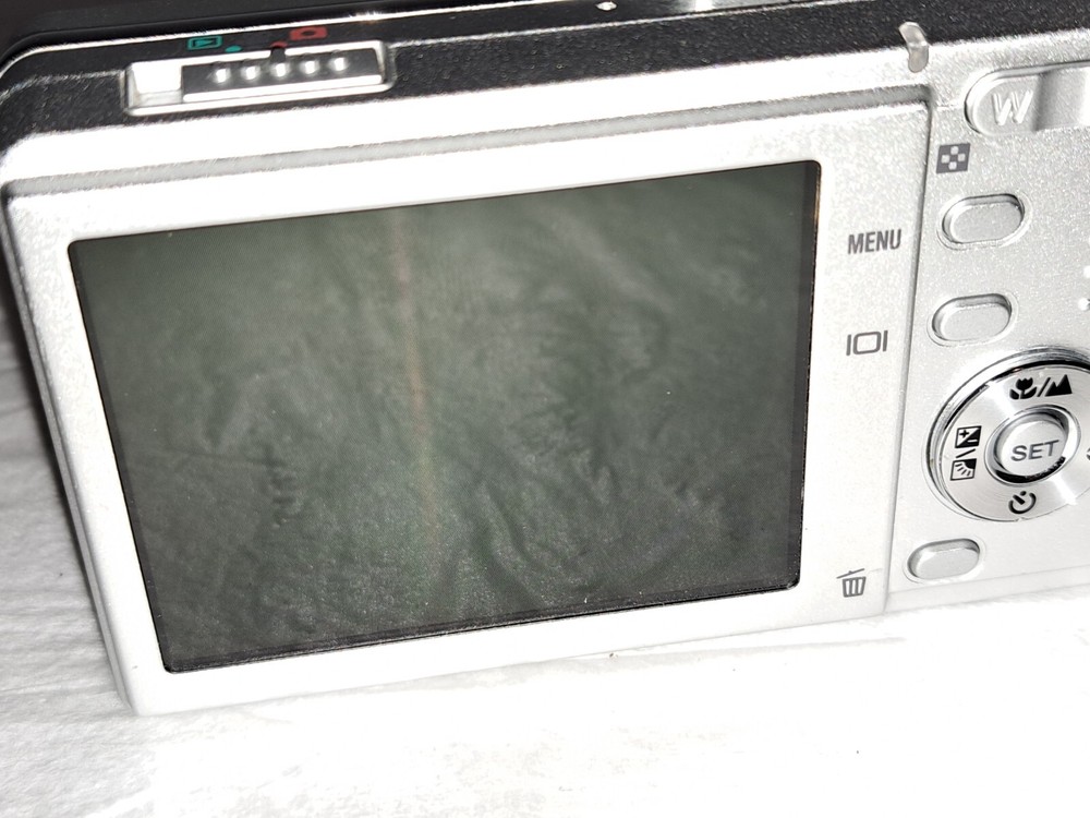 *read*Sealife DC 600 Camera With under water Case