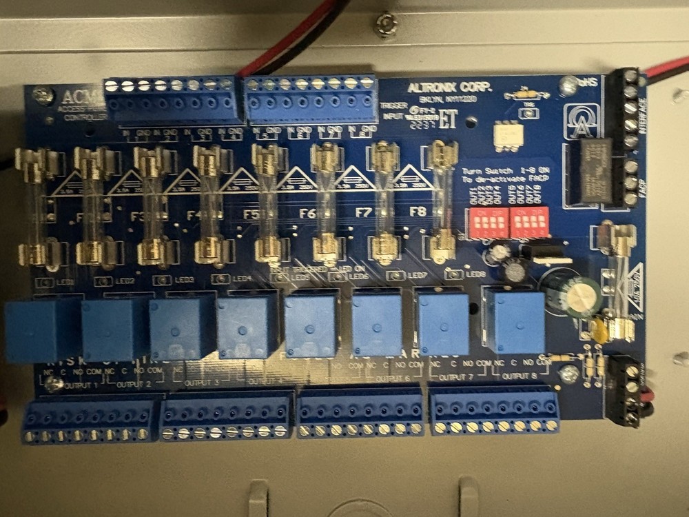 Altronix ACM8 8 Fused Relay Output Access Power Controller Board