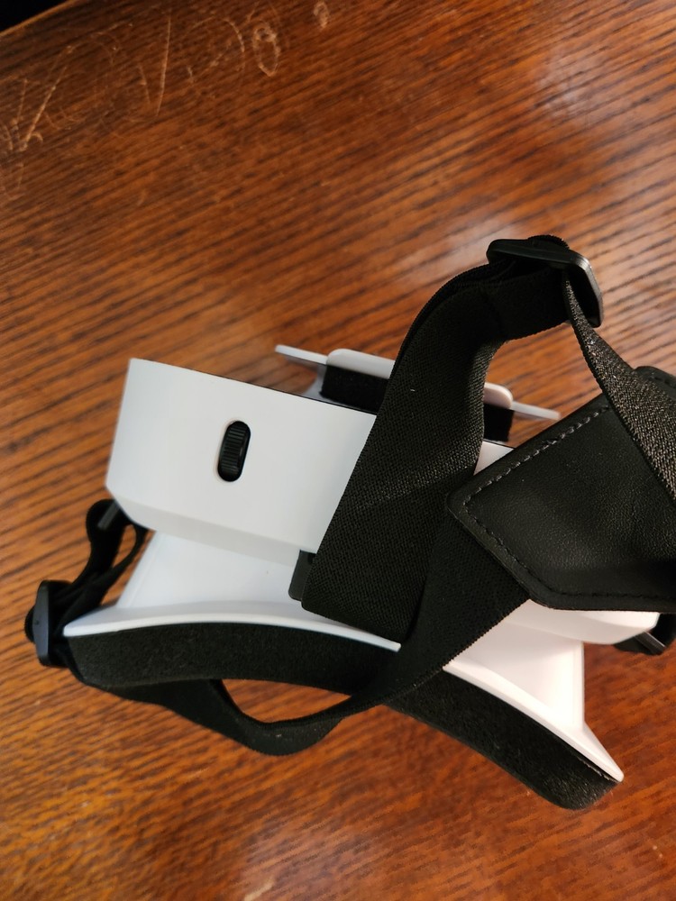 White Black Virtual Reality VR Smartphone Headset Plastic Foam Adjustable Strap