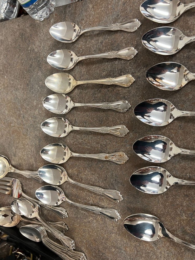 MDS Japan MDJ2 61 Piece Silverplated Flatware Set