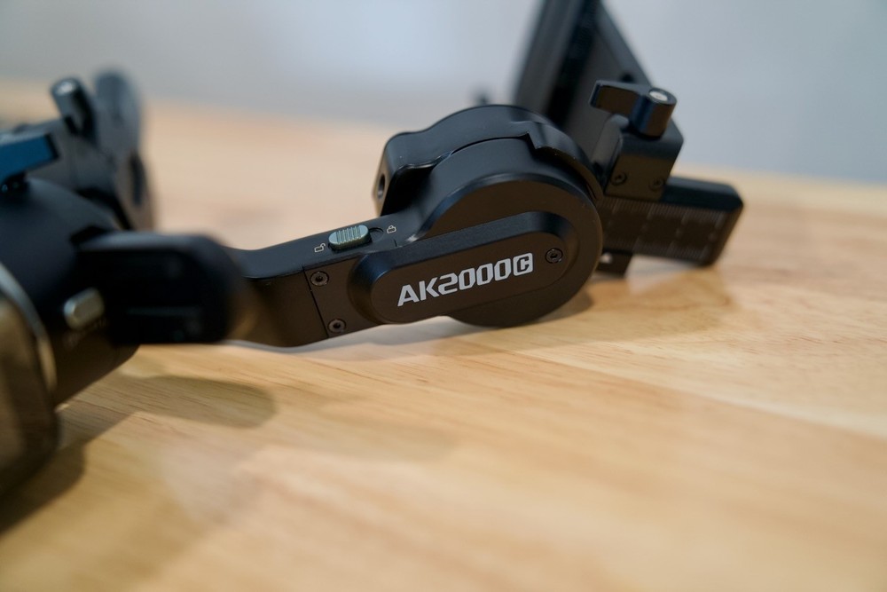 FEIYU TECH AK2000C 3 Axis Camera Stabilizer Gimbal DSLR