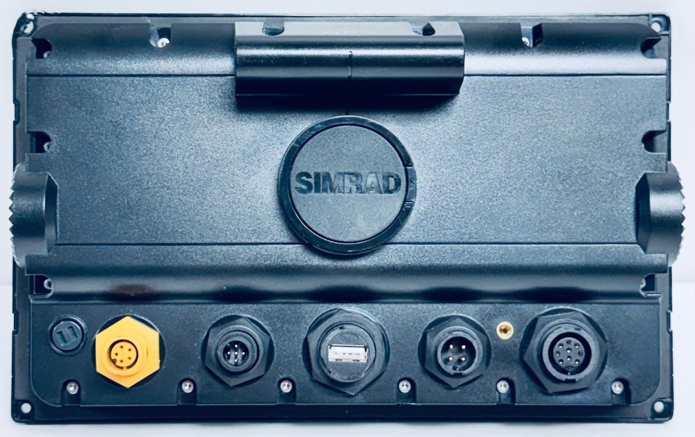 Simrad NSX 9 Chartplotter GPS | C-MAP MFD Display NXS 3009