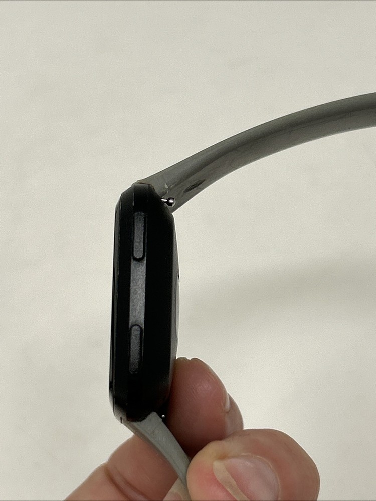 Fitbit Versa Smart Watch FB504 Black Grey Bundle Complete w/ Charger Tested