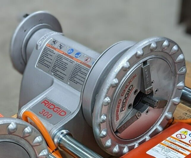 RIDGID 300 PIPE THREADING MACHINE WITH FOOT SWITCH **REFURBISHED**