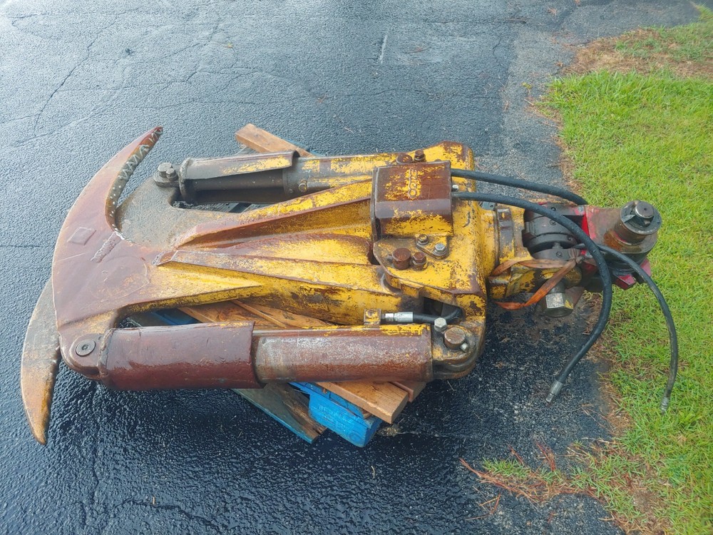 D5H Grapple Skidder Grapple AS Shown