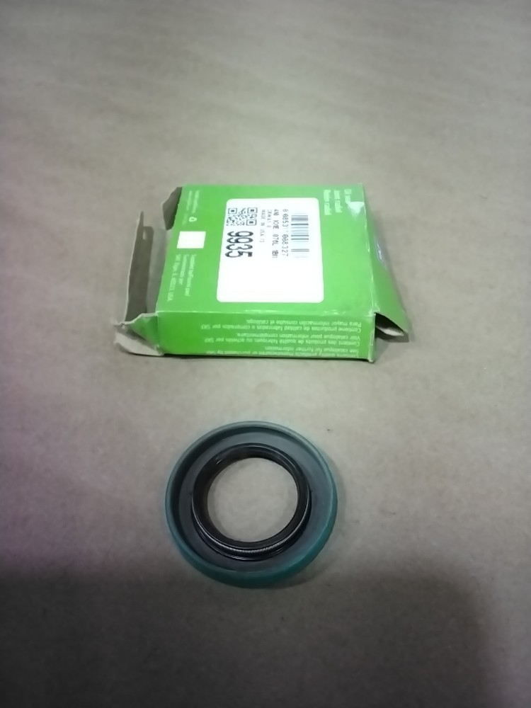 SKF 9935 OIL SEAL