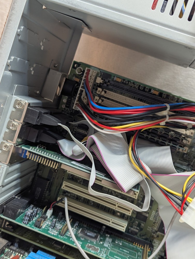 VINTAGE DESKTOP COMPUTER Tower A Open Tested See Pictures