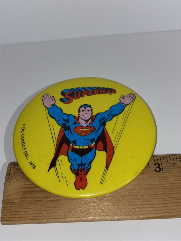 Vintage 1976 DC Comics Superman Superhero Button Pin