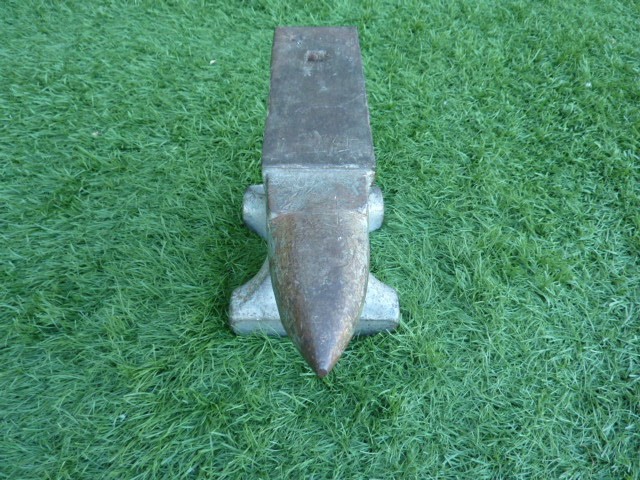 Vintage Vulcan 40 lbs Anvil Blacksmith