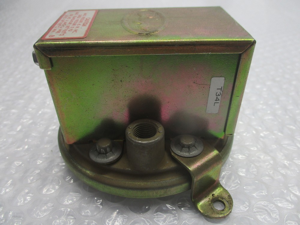 DWYER 19 SWITCH UNMP