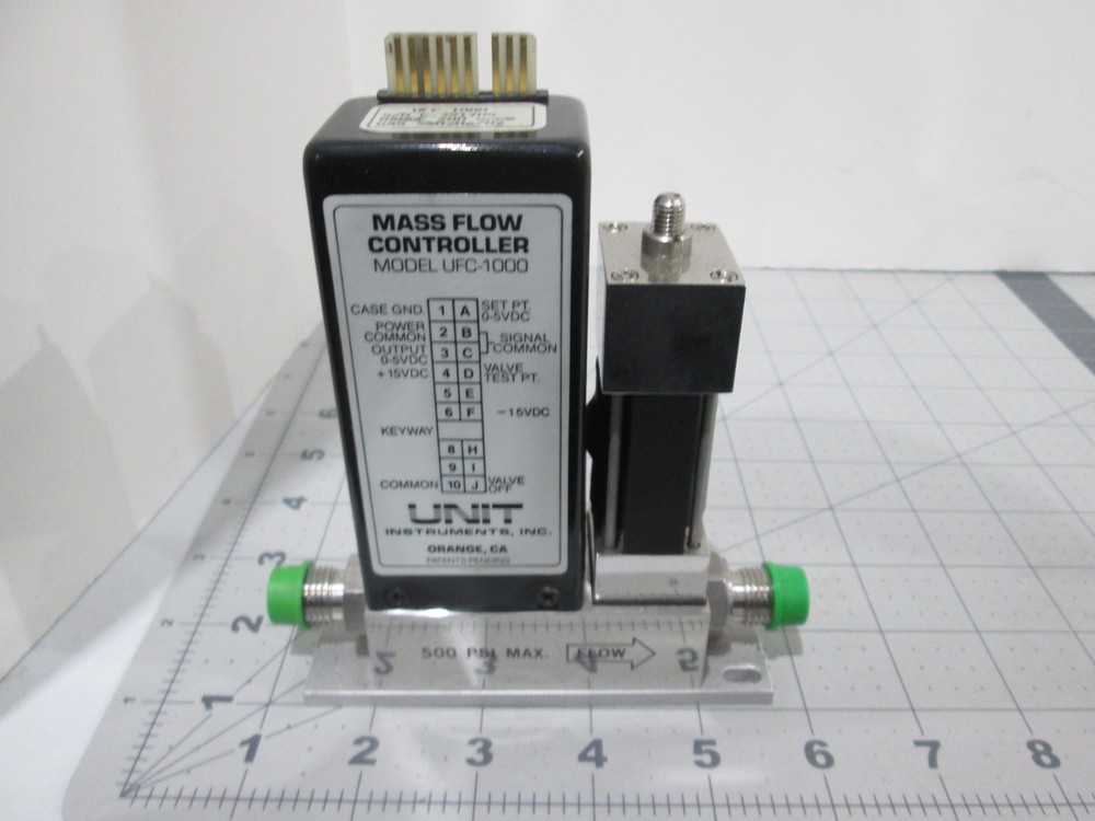 Unit, UFC-1000, Mass Flow Controller, 5%B2H6/N2, 200 SCCM, Used