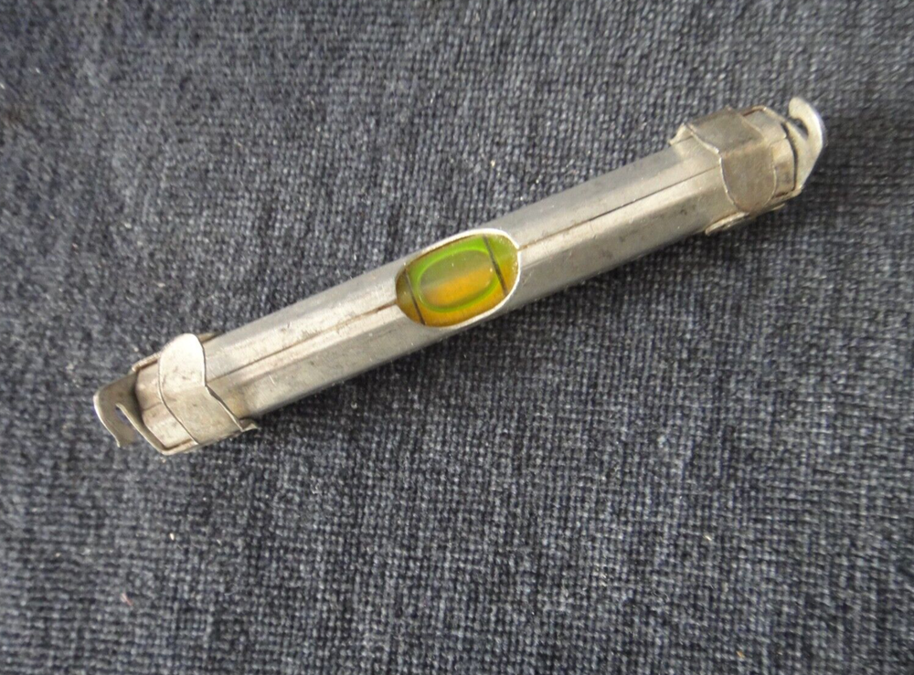 Hall No. 1 Aluminum Single Bubble Line Level