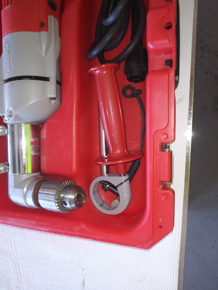 Milwaukee 1/2in Right Angle Drill Kit, 3107-6 variable speed, forward, reverse