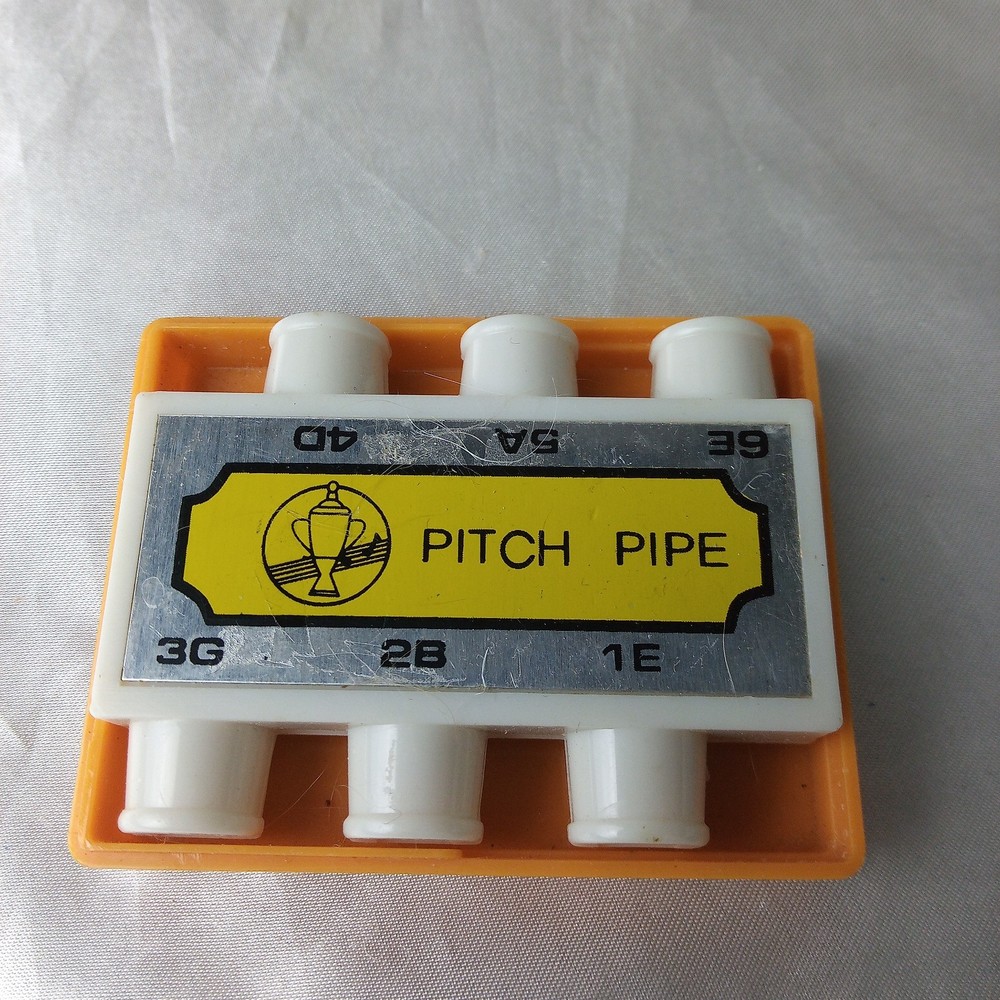 VINTAGE PITCH PIPE