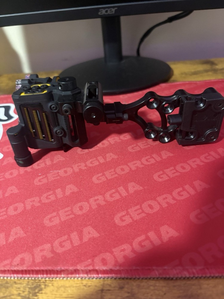 Trophy Ridge Fix 3 - 3 Pin Archery Bow Sight