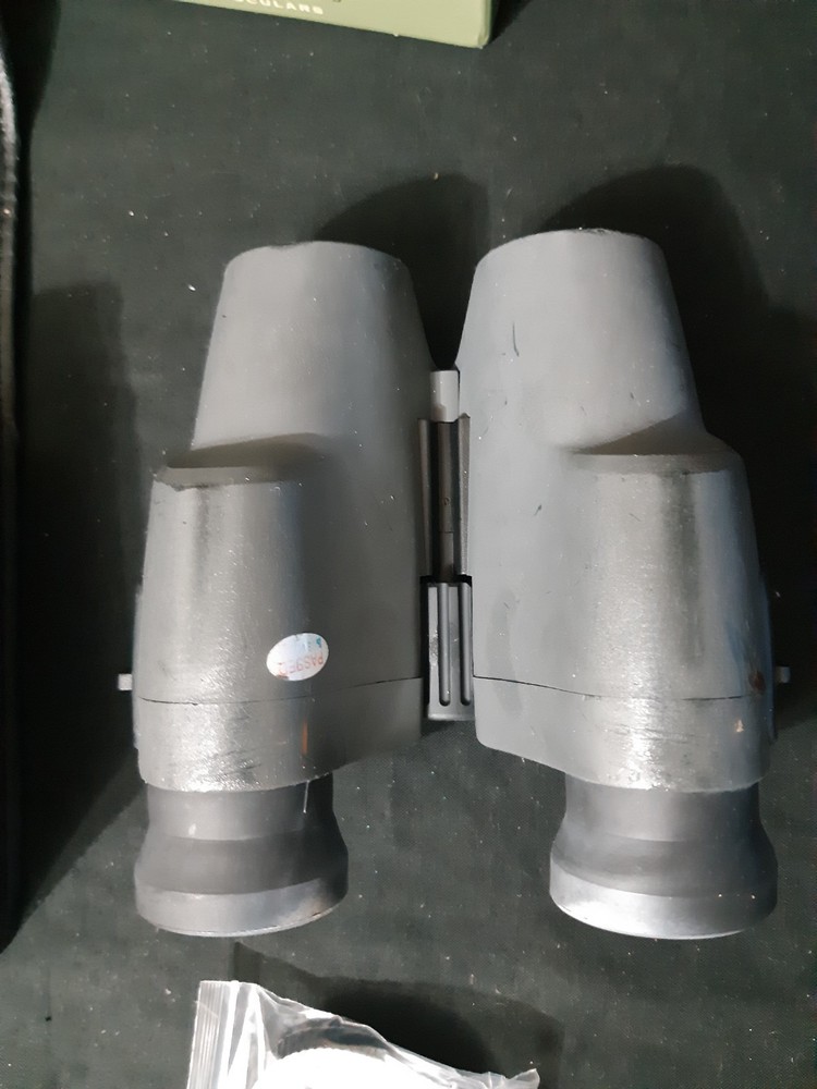 Wind River Center Focus Binoculars 10x30