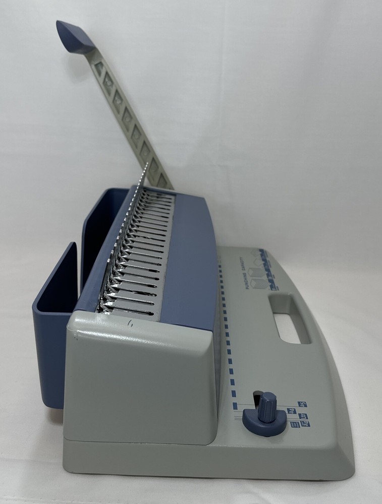 Fellowes PB 55 Plastic Comb Binding Machine CRC52101 With Instruction Manual ￼