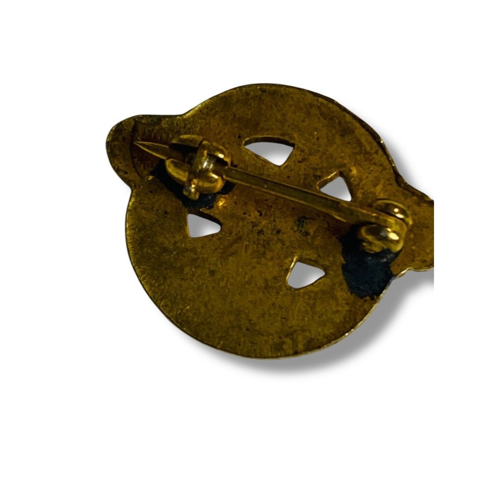 Vintage Military US Pin Eagle Laurel Wreath Small .6" Diameter