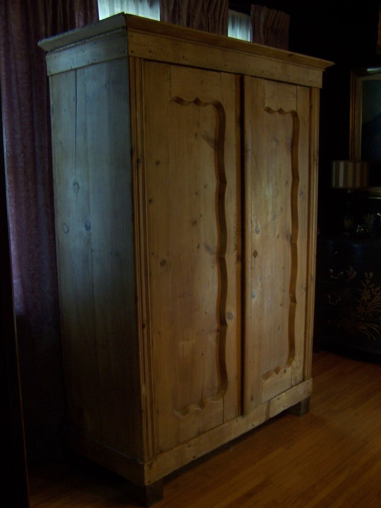Antique Austrian Pine Armoire 18th Century