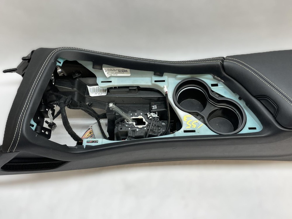 2015-2023 DODGE CHALLENGER SRT HELLCAT FRONT FLOOR CONSOLE AUTOMATIC OEM BLACK