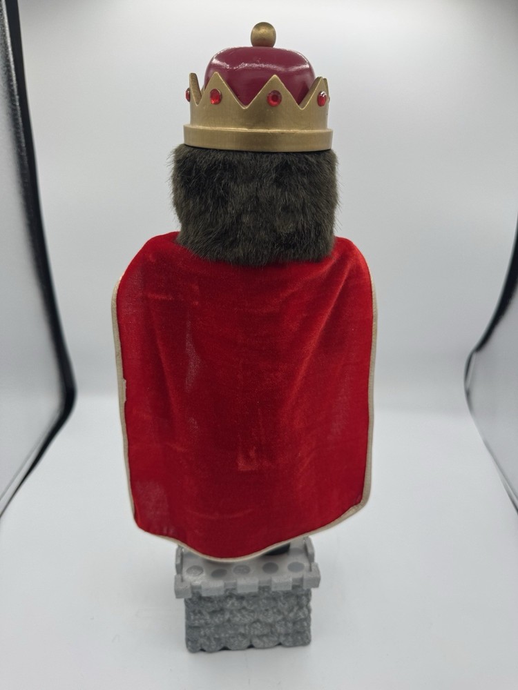 Nutty For Nutcracker Ms Museum Duplicate King Arthur Nutcracker 18 Inch Tall