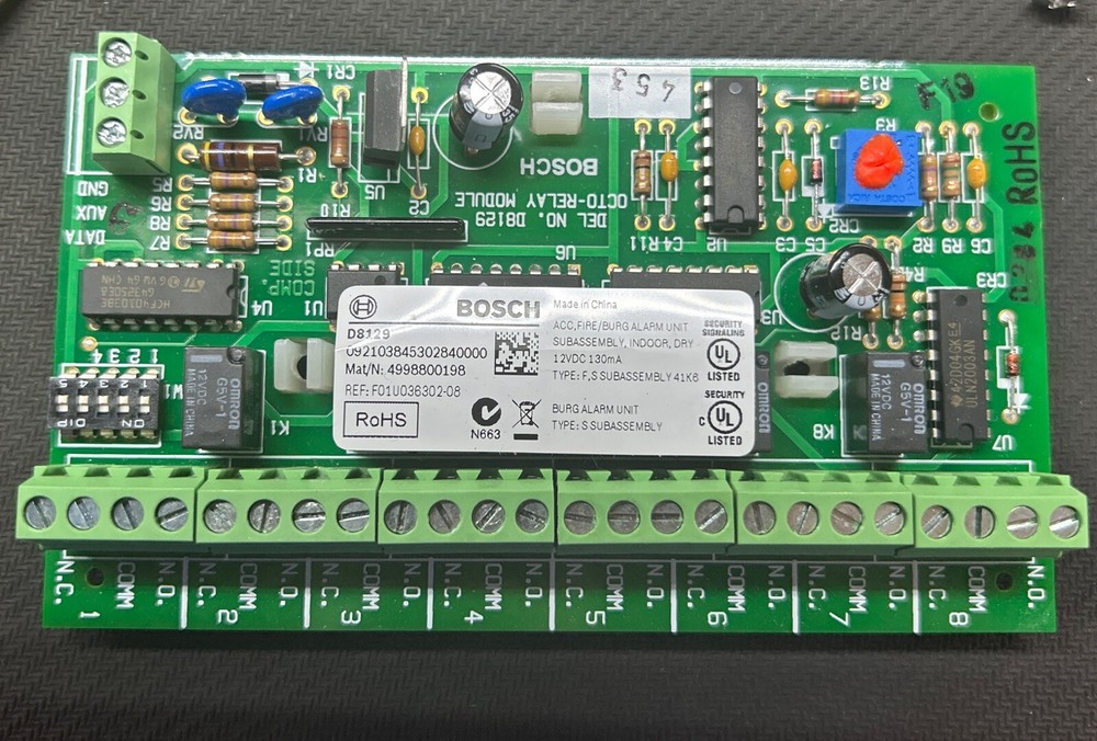 OEM Bosch Popex D8129 Octo-Output Module form C Relays