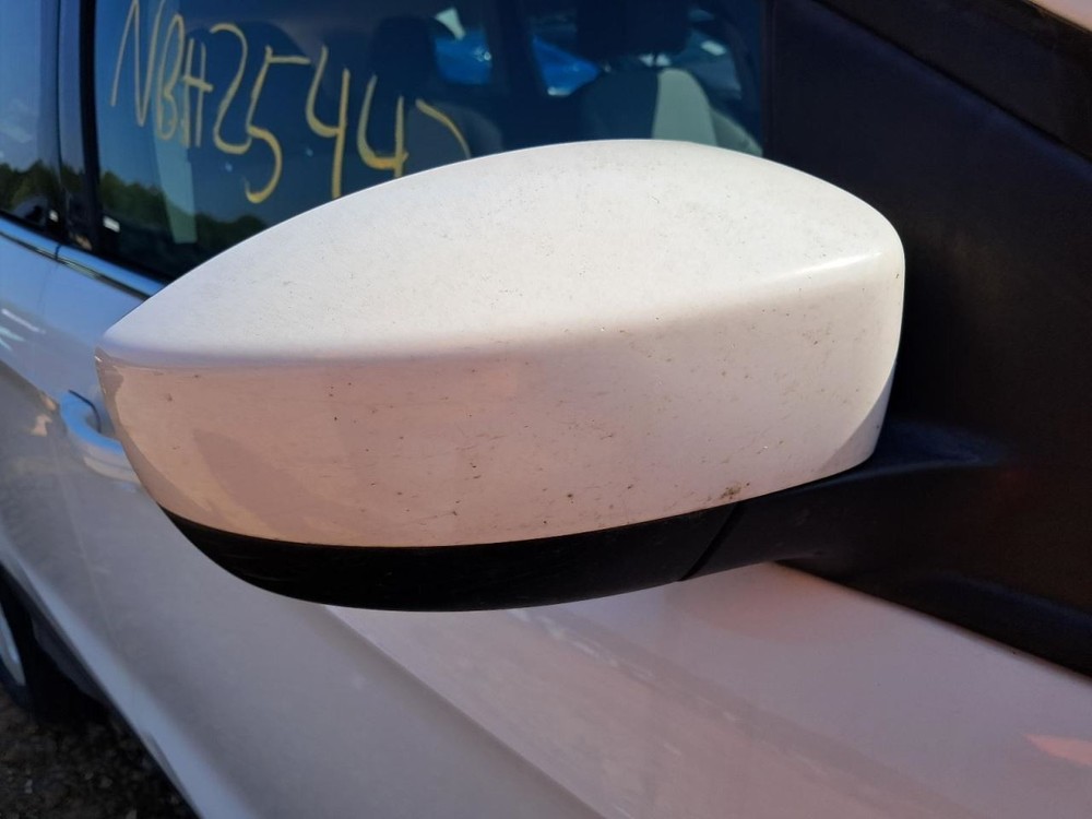 Fuse Box Engine Fits 13-16 ESCAPE 4754954