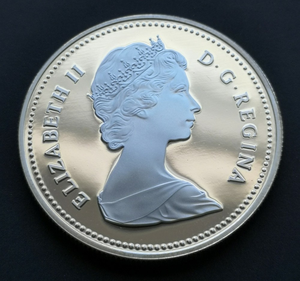 *** CANADA 1983 PROOF SILVER DOLLAR *** EDMONTON UNIVERSIADE ***
