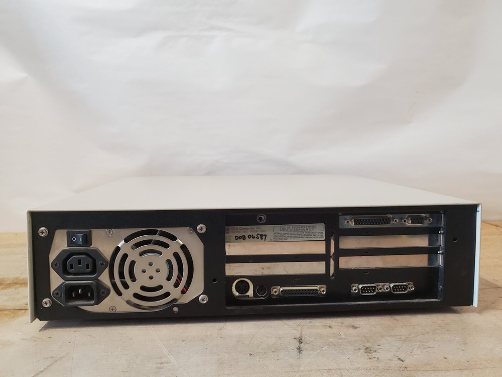 Vintage DTK PEER-1660 Vintage Computer - Boots