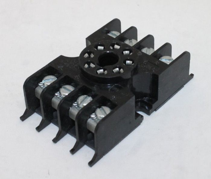 RDI SM8 8 Pin Relay Socket