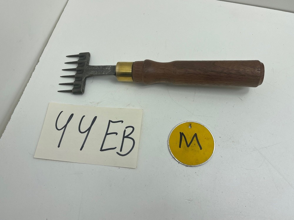 Vintage GilChrist No. 50 Ice Chipper