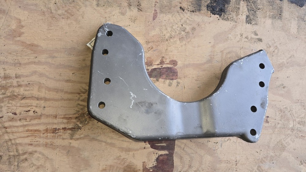 E5HT-6028-CA 3406B Ford Mount
