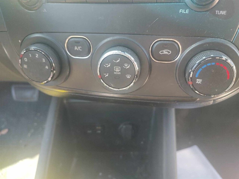 FORTE 2017 Fuse Box Cabin 6861