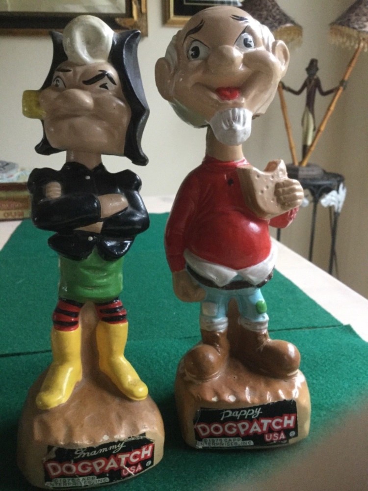 “Granny and Pappy” Dogpatch nodders