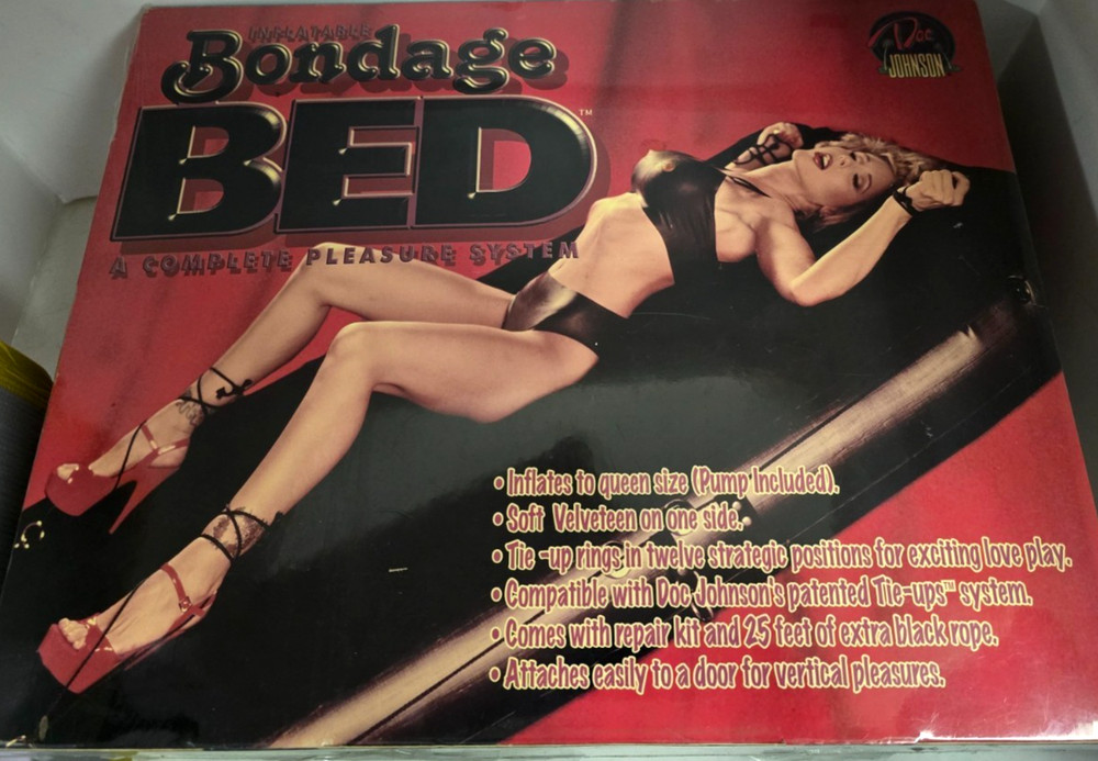 INFLATABLE BONDAGE BED  by Doc Johnson (Queen / Black) 2030-01BX